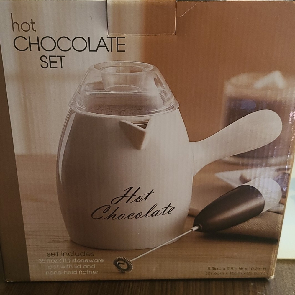 Hot chocolate maker